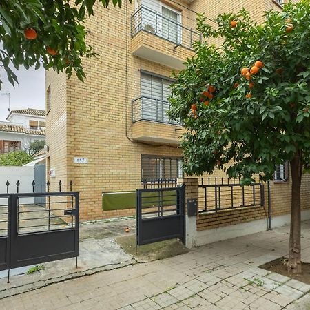 Charming Apartment With Private Patio At Plaza De Espana By Ocityzen Sevilla Bagian luar foto