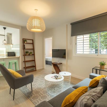 Charming Apartment With Private Patio At Plaza De Espana By Ocityzen Sevilla Bagian luar foto