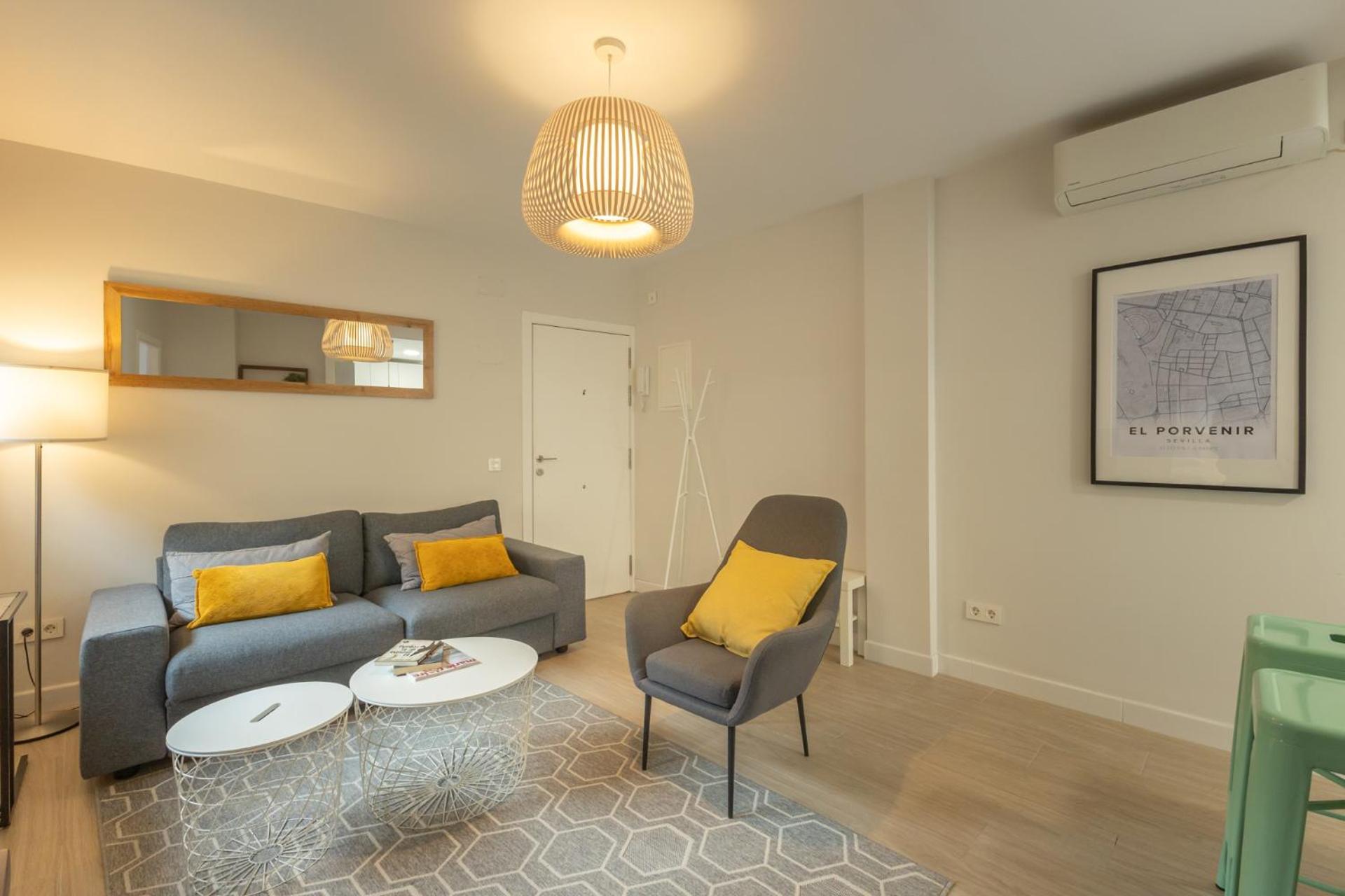 Charming Apartment With Private Patio At Plaza De Espana By Ocityzen Sevilla Bagian luar foto